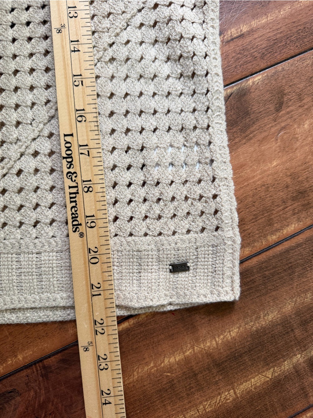 MEXX Beige Crochet Open Knit V-Neck Sweater M Boho Coastal - Picture 12 of 12